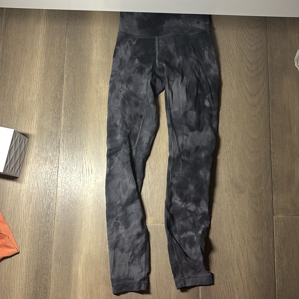 REAL marble lululemon leggings